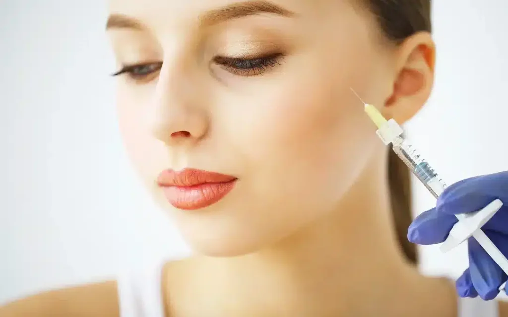 Cannula vs. Needle: When and Why to Choose Each for Fillers Cannula vs. Needle: When and Why to Choose Each for Fillers